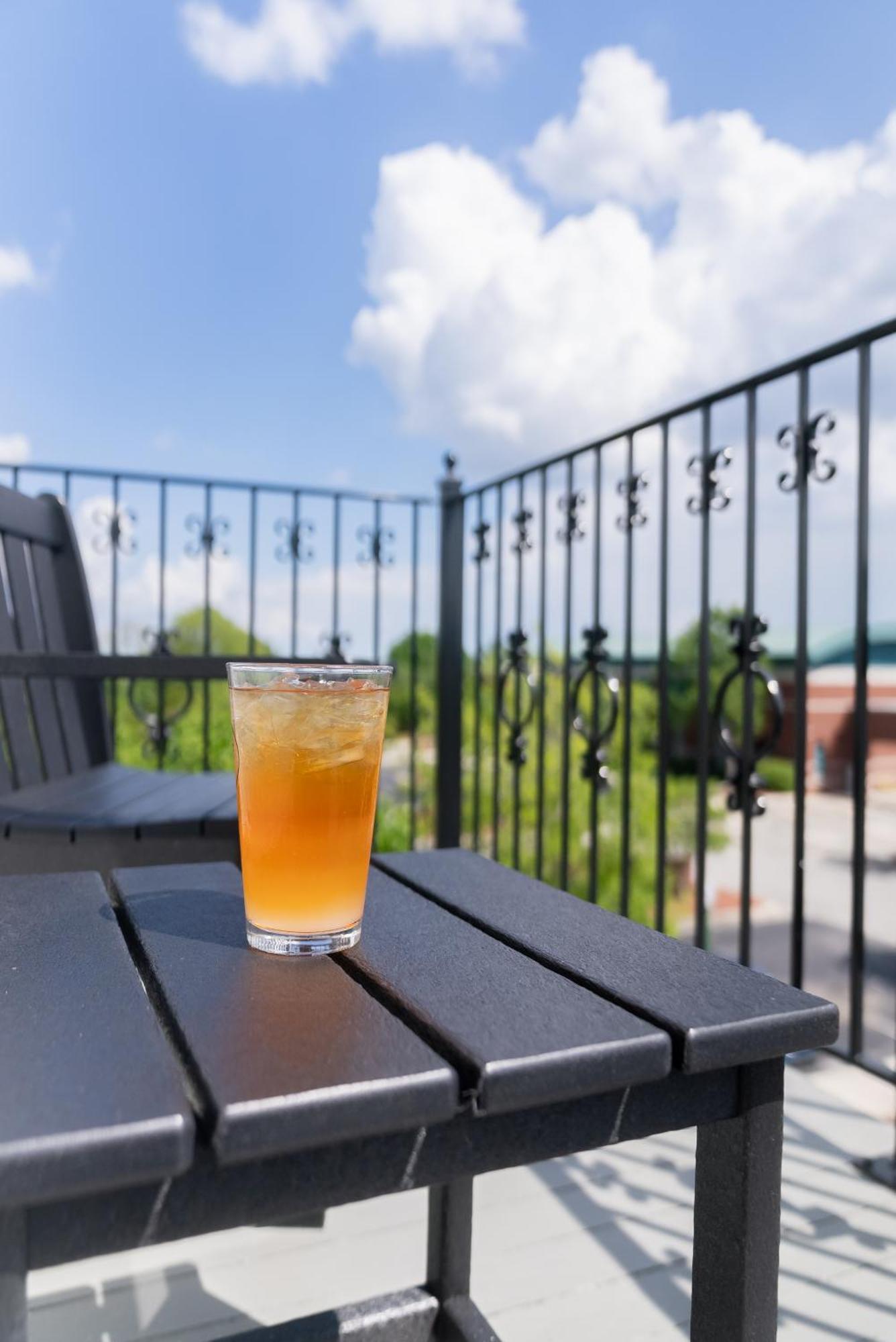 The Harvey Hotel New Bern Szoba fotó
